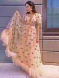 A-Line/Elegant Tulle Ruffles V-neck Short Sleeves Floor-Length Prom Dresses