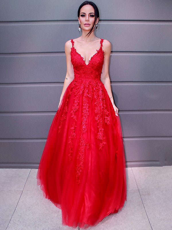 A-Line/Elegant Tulle V-neck Floor-Length Applique Sleeveless Prom Dresses