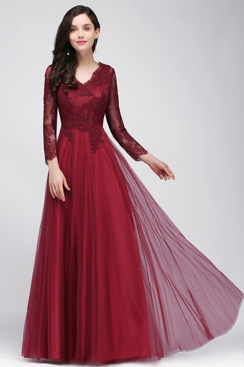 Affordable Long Sleeves V-Neck Lace Burgundy Bridesmaid dresses with Appliques