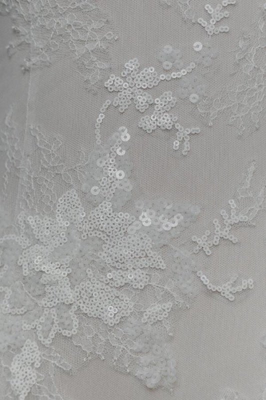 Amazing V-neck Appliques Mermaid Elegant Wedding Dresses
