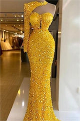 One Shoulder Yellow Halter Long Sleeve Sweetheart Mermaid Formal Dress With Sequins