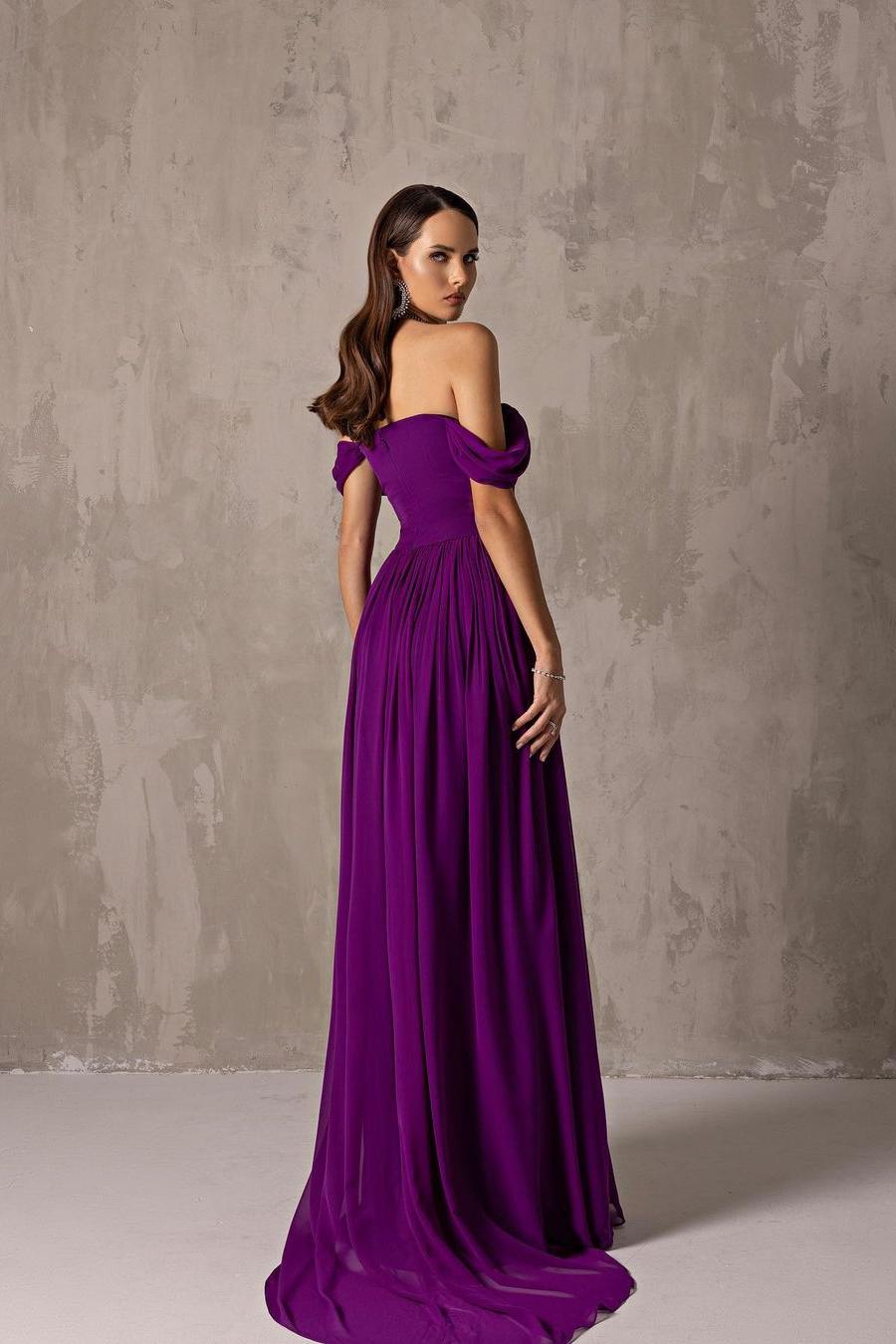 Off the Shoulder Strapless Sleeveless Long Formal Dress With Ruffles