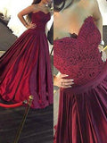 Ball Gown Sleeveless Sweetheart Lace Floor-Length Satin Prom Dresses