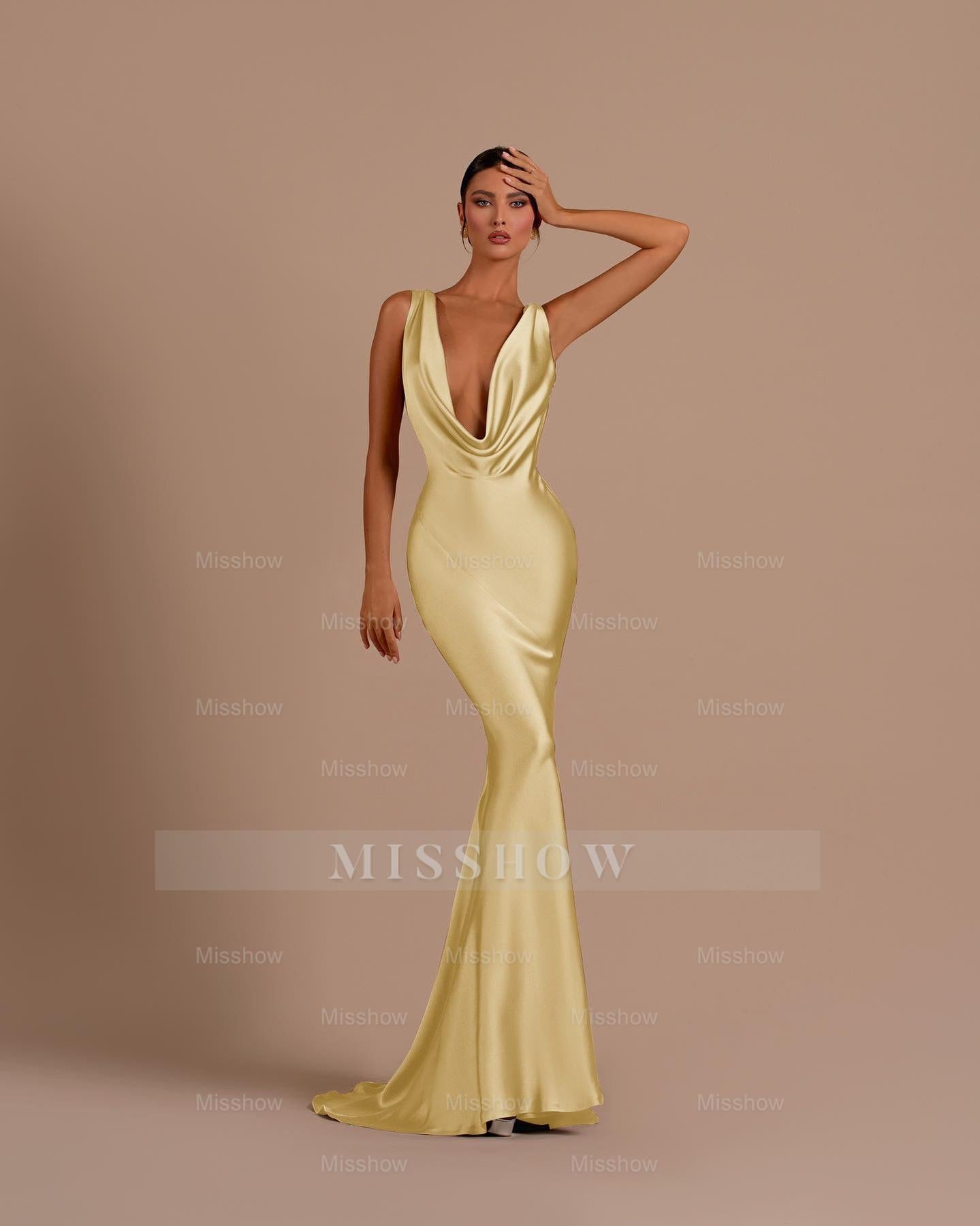 Black Deep V Neck Sleeveless Mermaid Long Formal Dress With Pleated