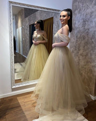 Beautiful A-line Tulle Off-the-shoulder Wedding Dresses-misshow.com