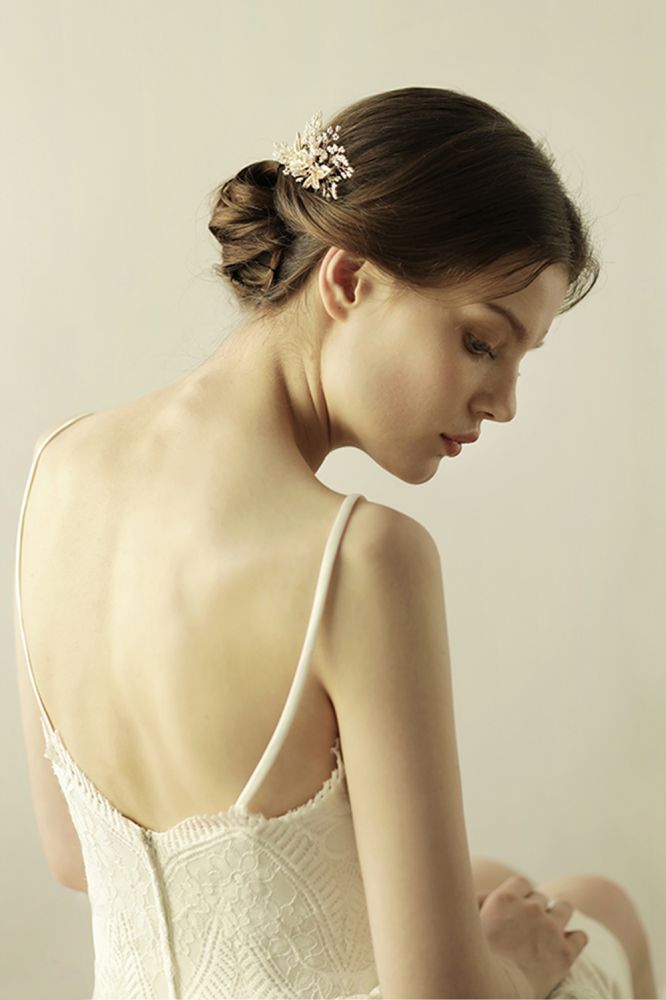 Shop MISSHOW US for a Beautiful Alloy Daily Wear Combs-Barrettes Headpiece with Imitation Pearls. We have everything covered in this . 