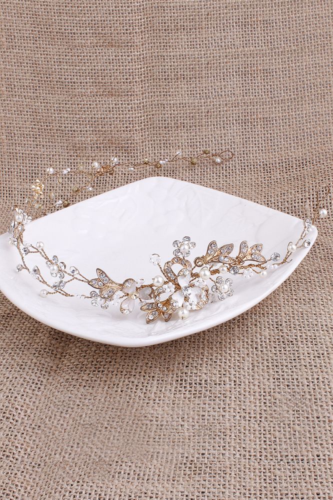 &quot;Shop Beautiful Alloy ＆Imitation Pearls Special Occasion Hairpins Headpiece with Rhinestone from Babyonlineretail online. This gorgeous headpiece is made from Alloy ＆Imitation Pearls and designed with Rhinestone.