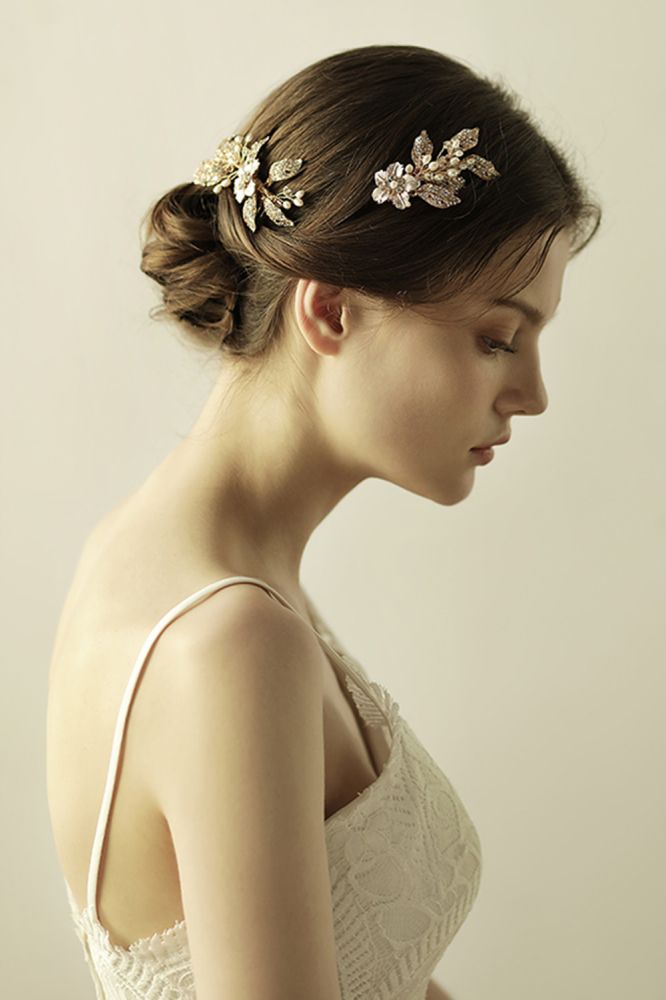 Shop MISSHOW US for a Beautiful Alloy＆Rhinestone Party Combs-Barrettes Headpiece with Imitation Pearls. We have everything covered in this . 
