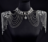 <tc>Wunderschöne Halskette mit Diamantperlenschmuck</tc>