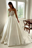 Beautiful Long A-Line Satin Beading Sleeveless Wedding Dresses With Lace