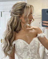 Beautiful Princess Off-the-shoulder A-line Appliques Wedding Dress With Train