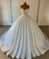 Charming Sweetheart Sleeveless Sequined Strapless Ball Gown Wedding Dress