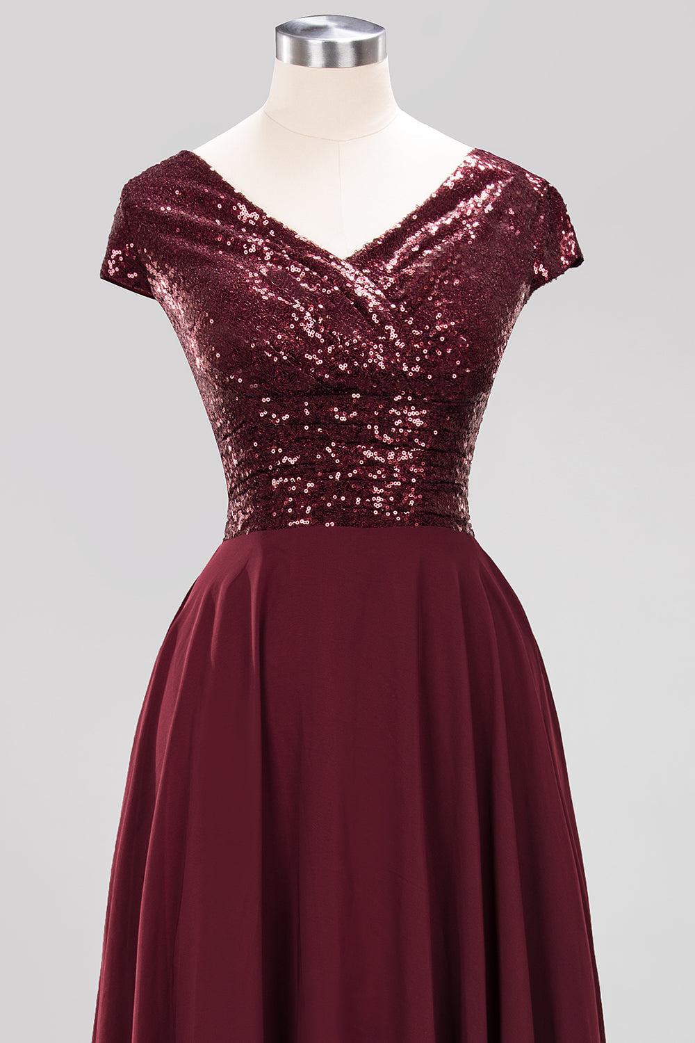 Chic Sequined Top V-Neck Sleeveless Burgundy Bridesmaid dresses