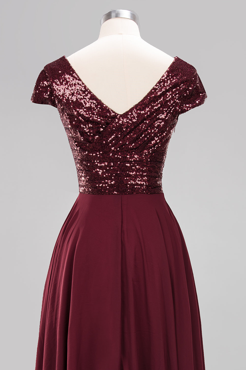 Chic Sequined Top V-Neck Sleeveless Burgundy Bridesmaid dresses