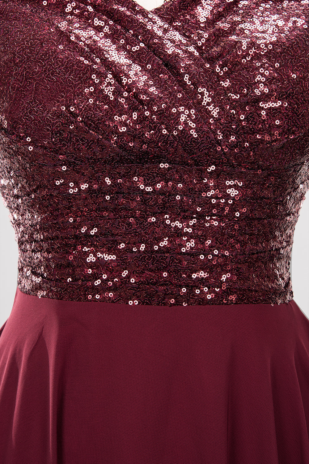 Chic Sequined Top V-Neck Sleeveless Burgundy Bridesmaid dresses