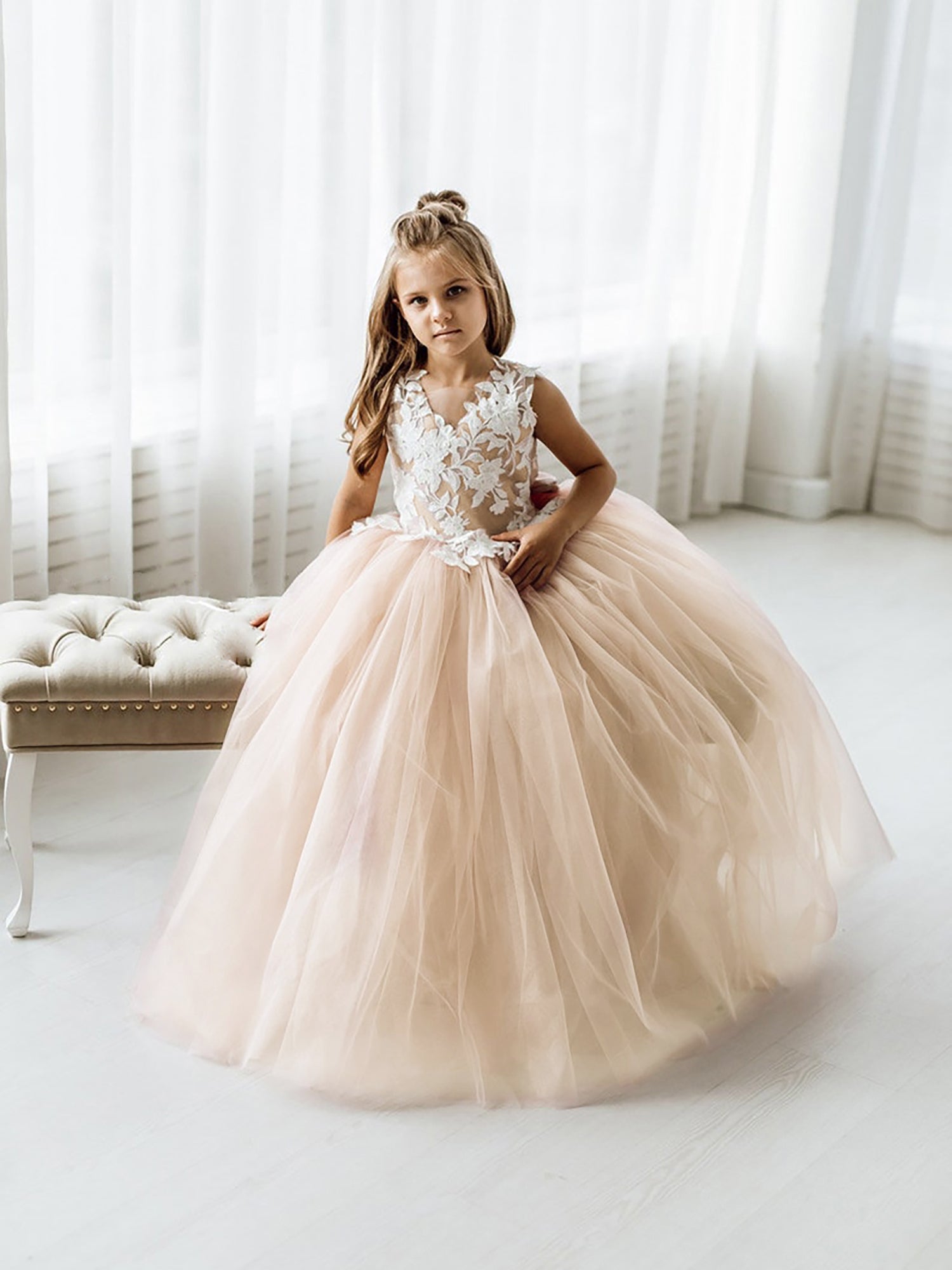 Cute Puffy Lace Appliqued Sleeveless Flower Girl Dresses Champagne / 7 Cute Puffy Lace Appliqued Sleeveless Flower Girl Dresses Champagne / 7