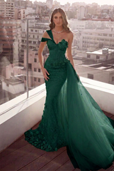 Dark green sweetheart pearl mermaid wedding dress