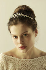 Shop MISSHOW US for a Elegant Alloy Imitation Pearls Special Occasion ＆Wedding Hairpins Headpiece with Crystal Rhinestone. We have everything covered in this . 
