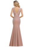 Looking for Prom Dresses,Evening Dresses,Homecoming Dresses,Bridesmaid Dresses,Quinceanera dresses in Lace,Bright silk, Mermaid style, and Gorgeous Lace work  MISSHOW has all covered on this elegant Elegant Mermaid Evening Party Dress Sleeveless V-neck Silk Slim Prom Gown.