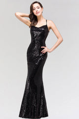 Elegant Mermaid Sequined Long Black Bridesmaid Dresses with Spaghetti Straps