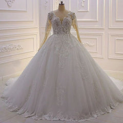 Elegant Princess A-line Tulle V-neck Lace Wedding Dress With Long Sleeves-misshow.com