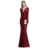 The gorgeous Elegant Sequined Burgundy V-Neck Mermaid Cocktail Party Dress Floor Length will stun every girl. The Tulle,Sequined Vintage Party dress will add extra elegance to your wholesale look.