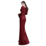 The gorgeous Elegant Sequined Burgundy V-Neck Mermaid Cocktail Party Dress Floor Length will stun every girl. The Tulle,Sequined Vintage Party dress will add extra elegance to your wholesale look.