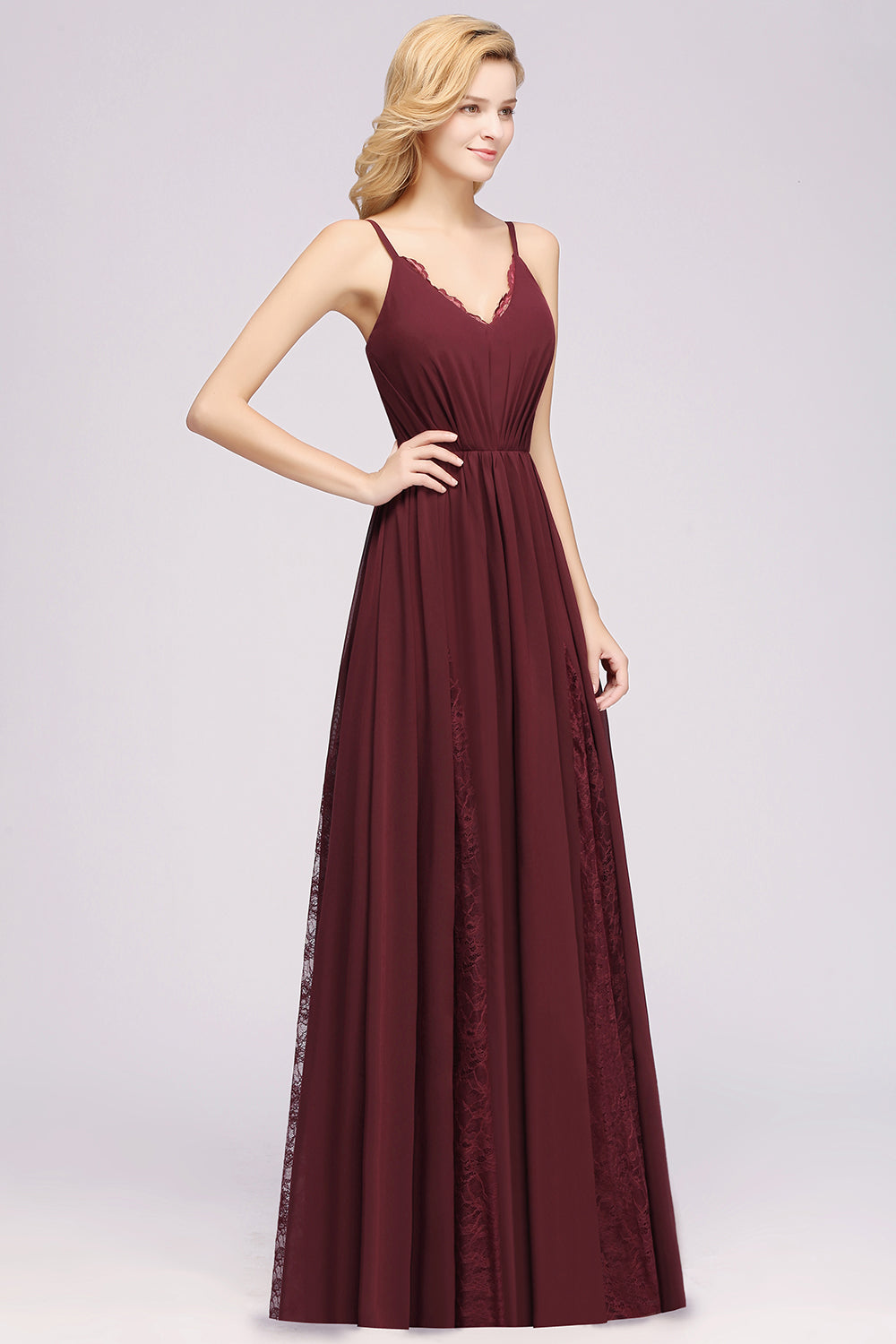 Elegant Spaghetti Straps Long Bridesmaid Dresses Lace V-Neck Maid of Honor Dress