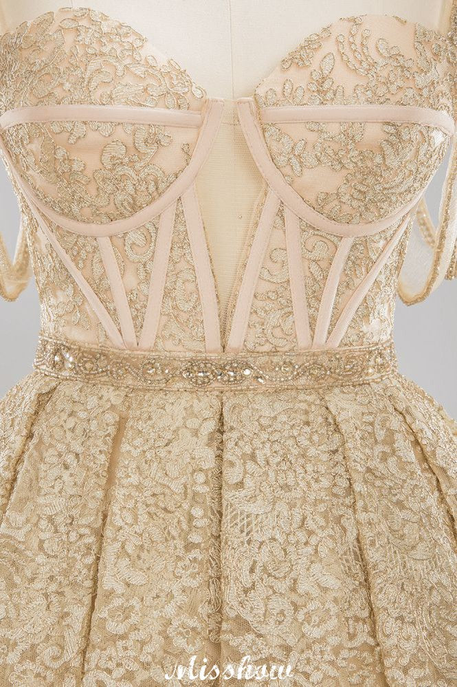 This elegant Spaghetti Straps Tulle wedding dress with Lace,Appliques could be custom made in plus size for curvy women. Plus size Sleeveless Ball Gown bridal gowns are classic yet cheap.