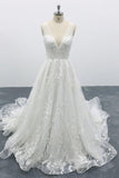 Elegantes A-Linien-Hochzeitskleid aus Tüll mit V-Ausschnitt
