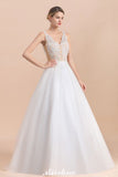 This elegant V-neck Tulle wedding dress with Lace could be custom made in plus size for curvy women. Plus size Sleeveless A-line bridal gowns are classic yet cheap.