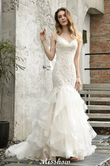 MISSHOW offers Elegant V-Neck Mermaid Bridal Gown Tulle Lace Appliques Puffy Wedding Dress at a good price from Ivory,Tulle to Mermaid Floor-length them. Stunning yet affordable Sleeveless .