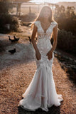 Elegant V-neck Sleeveless Mermaid Wedding Dresses with Lace