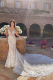 Elegant V-neck Spaghetti Straps Sleeveless Mermaid Wedding Dress With Lace