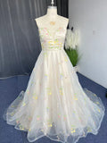 Exquisite A-line Flower Strapless Tulle Prom Dress