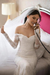 Fabulous Off-the-shoulder Long-Sleeve Mermaid Floor-Length Lace Wedding Dresses with Chapel Train-misshow.com