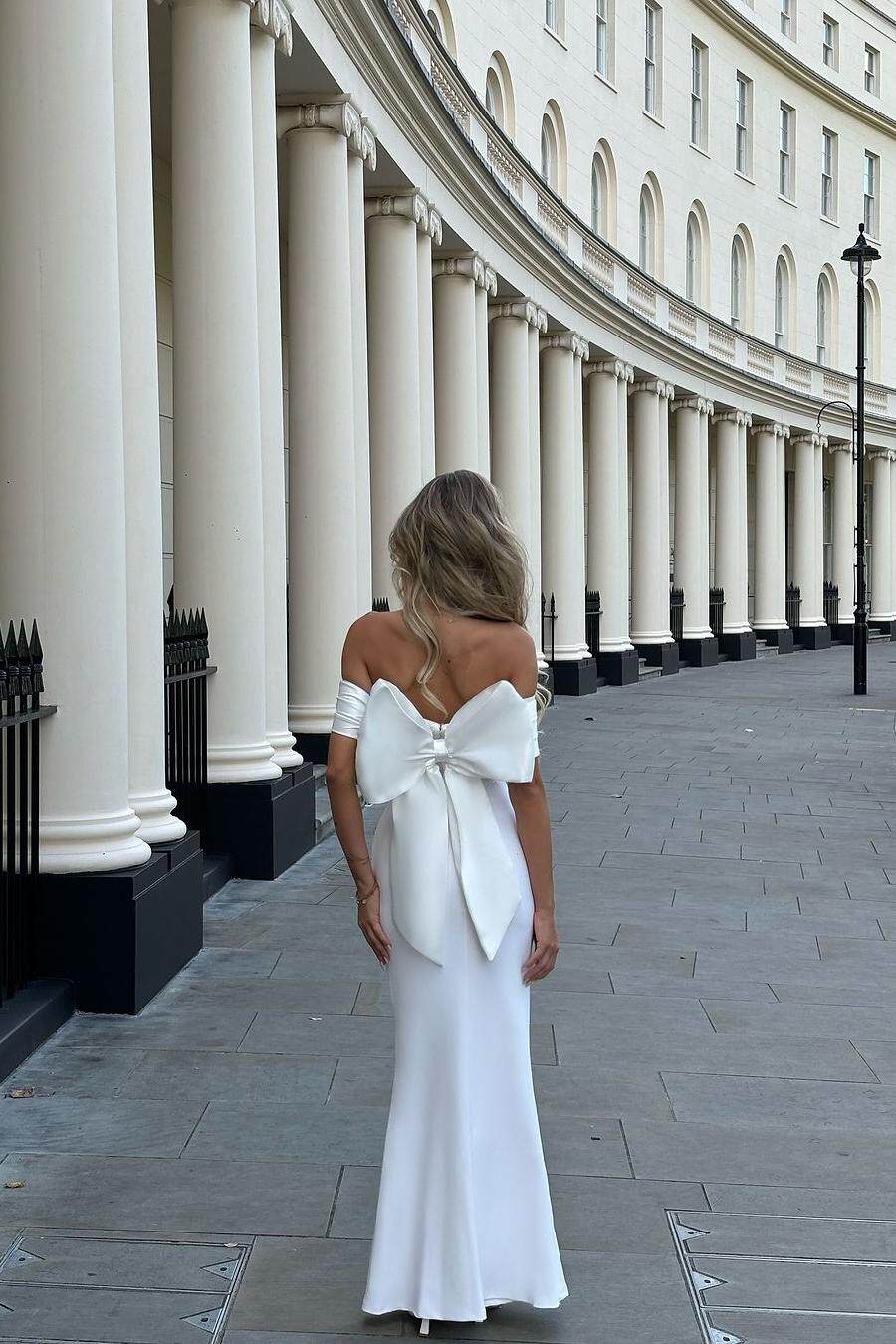 Sleeveless Off the Shoulder Long Mermaid Formal Dress With Pleated