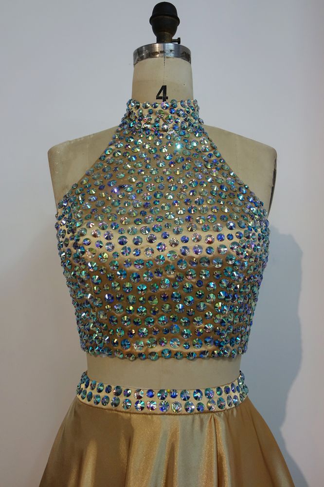MISSHOW offers Floor Length A-line Two-piece Halter Prom Dresses with Crystals at a cheap price from Gold, Stretch Satin to A-line,Two Pieces Floor-length hem. Stunning yet affordable Sleeveless Realdressphotos.