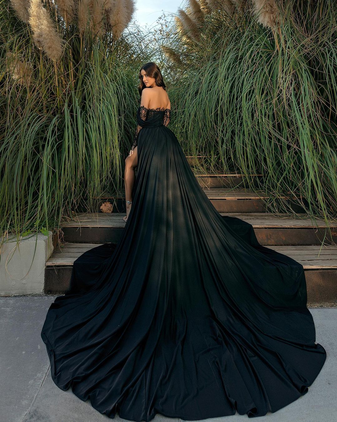 Glamorous Long Black Off-the-shoulder Lace Split Evening Dress With Slit-misshow.com