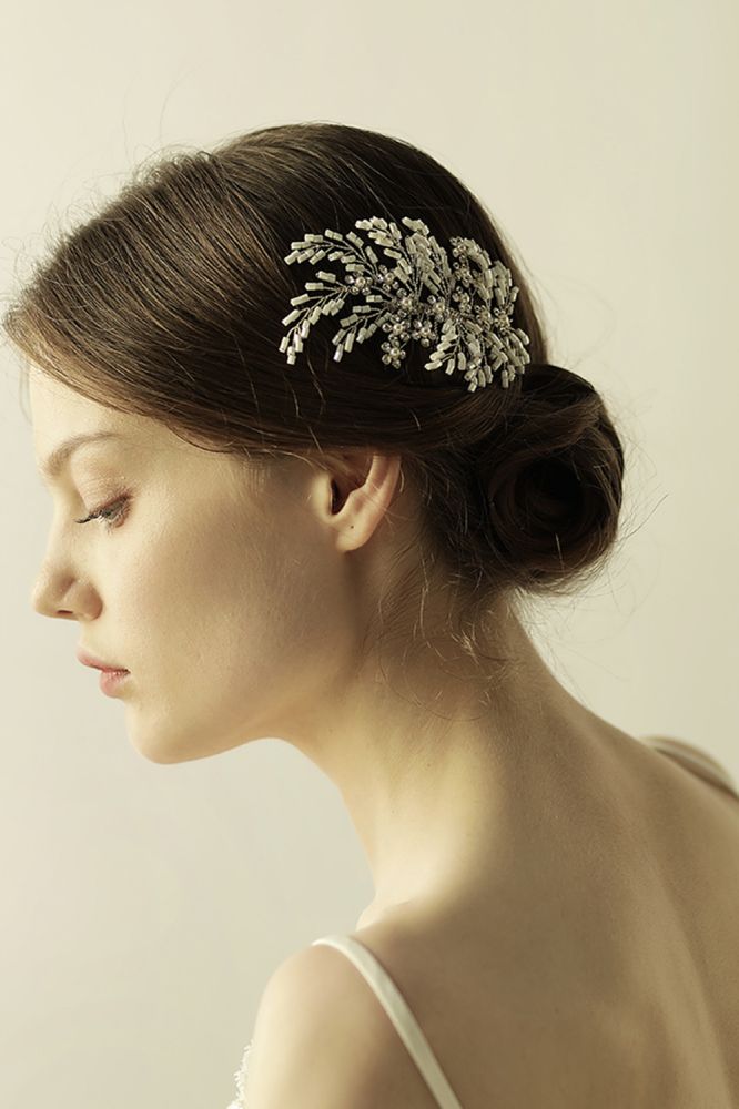 Shop MISSHOW US for a glamourous Alloy Imitation Pearls Special Occasion Combs-Barrettes Headpiece with Rhinestone. We have everything covered in this . 