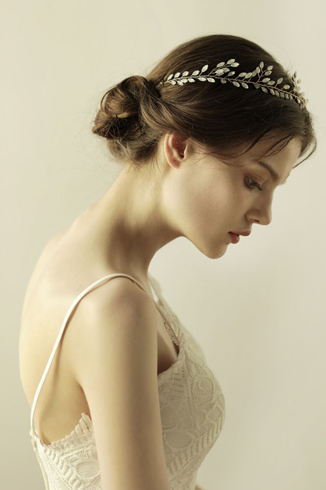 Shop MISSHOW US for a Glamourous Alloy Party Headbands Headpiece with Crystal. We have everything covered in this . 
