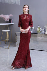 The gorgeous Glitter Half Sleeves Key hole Mermaid Party Dress Burgundy will stun every girl. The Sequined Vintage Party dress will add extra elegance to your wholesale look.