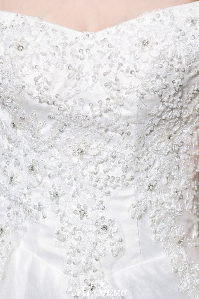 MISSHOW offers Gorgeous Off the Shoulder White aline Bridal Gown Garden Lace Appliques Wedding Dress at a good price from White,Ivory,Tulle to A-line,Ball Gown,Princess Floor-length them. Stunning yet affordable Cap Sleeves .