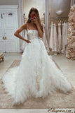 Gorgeous Spaghetti Straps Lace Appliques A-line Sleeveless Wedding Dress With Detachable Train