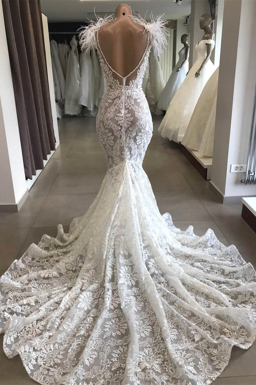Luxury White Hollow Sweetheart Open Back Lace Long Wedding Dress with Fur Neckline-misshow.com