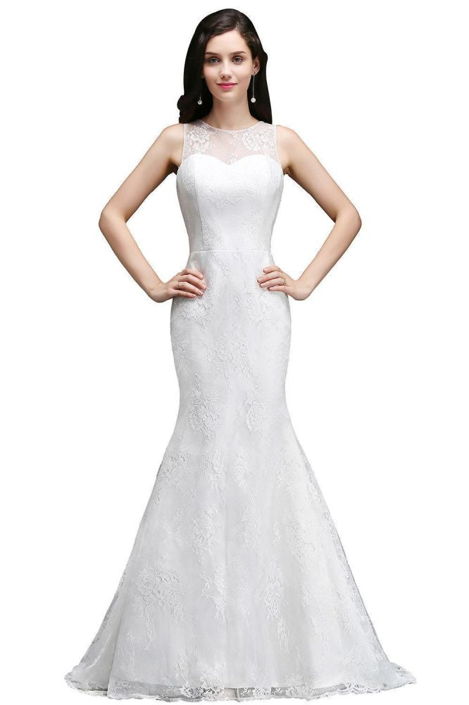 This elegant Jewel Lace wedding dress with Crystal Brooch could be custom made in plus size for curvy women. Plus size Sleeveless Mermaid bridal gowns are classic yet cheap.