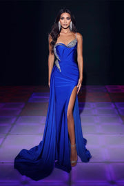 Modern Royal Blue One Shoulder Sequined Sleeveless Prom Dress With Slit