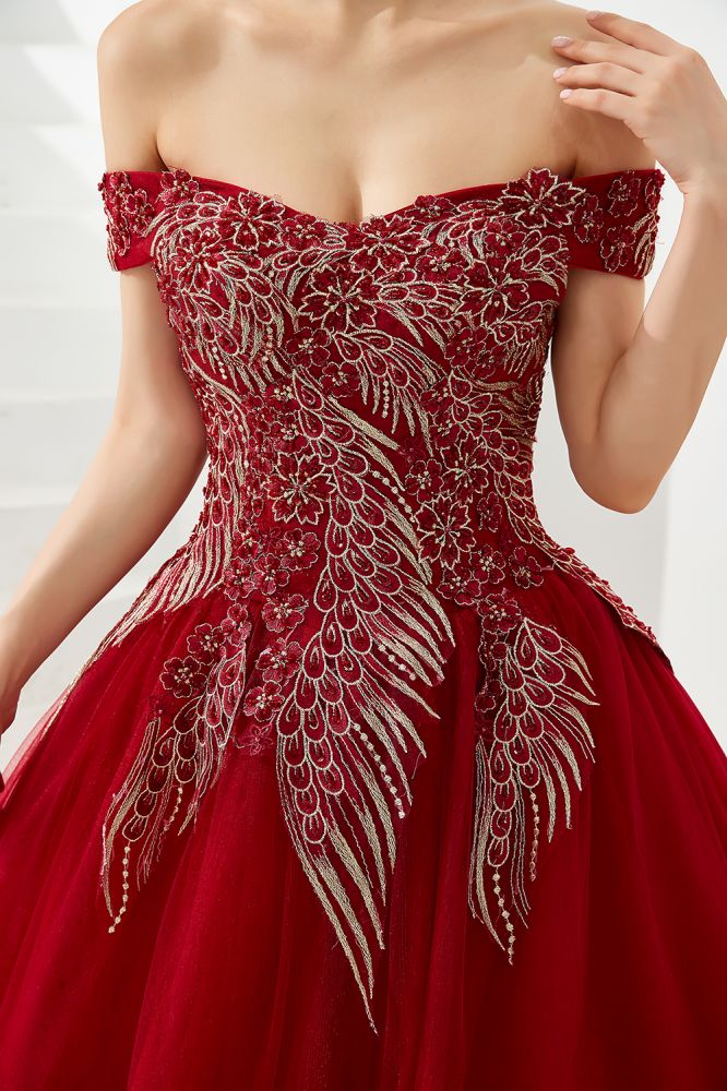 Looking for Prom Dresses,Evening Dresses,Homecoming Dresses,Quinceanera dresses in Tulle, A-line,Ball Gown,Princess style, and Gorgeous Beading,Embroidery work  MISSHOW has all covered on this elegant Modern Sleeveless aline Ball Gown Gold Appliques Off the Shoulder Tulle Party Gowns.