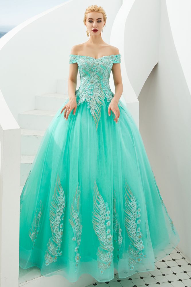 Looking for Prom Dresses,Evening Dresses,Homecoming Dresses,Quinceanera dresses in Tulle, A-line,Ball Gown,Princess style, and Gorgeous Beading,Embroidery work  MISSHOW has all covered on this elegant Modern Sleeveless aline Ball Gown Gold Appliques Off the Shoulder Tulle Party Gowns.