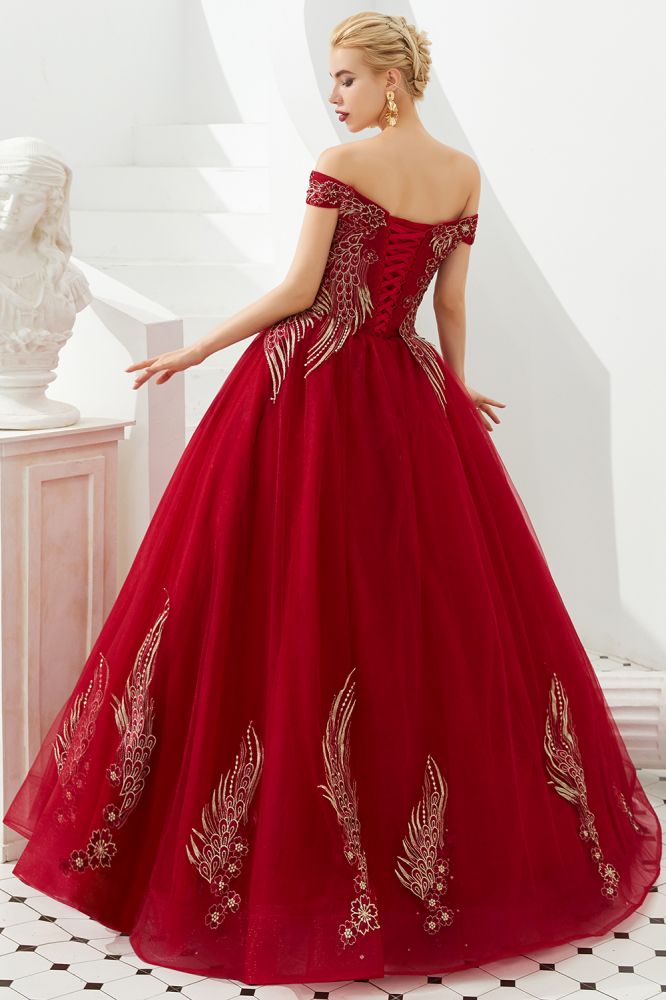 Looking for Prom Dresses,Evening Dresses,Homecoming Dresses,Quinceanera dresses in Tulle, A-line,Ball Gown,Princess style, and Gorgeous Beading,Embroidery work  MISSHOW has all covered on this elegant Modern Sleeveless aline Ball Gown Gold Appliques Off the Shoulder Tulle Party Gowns.